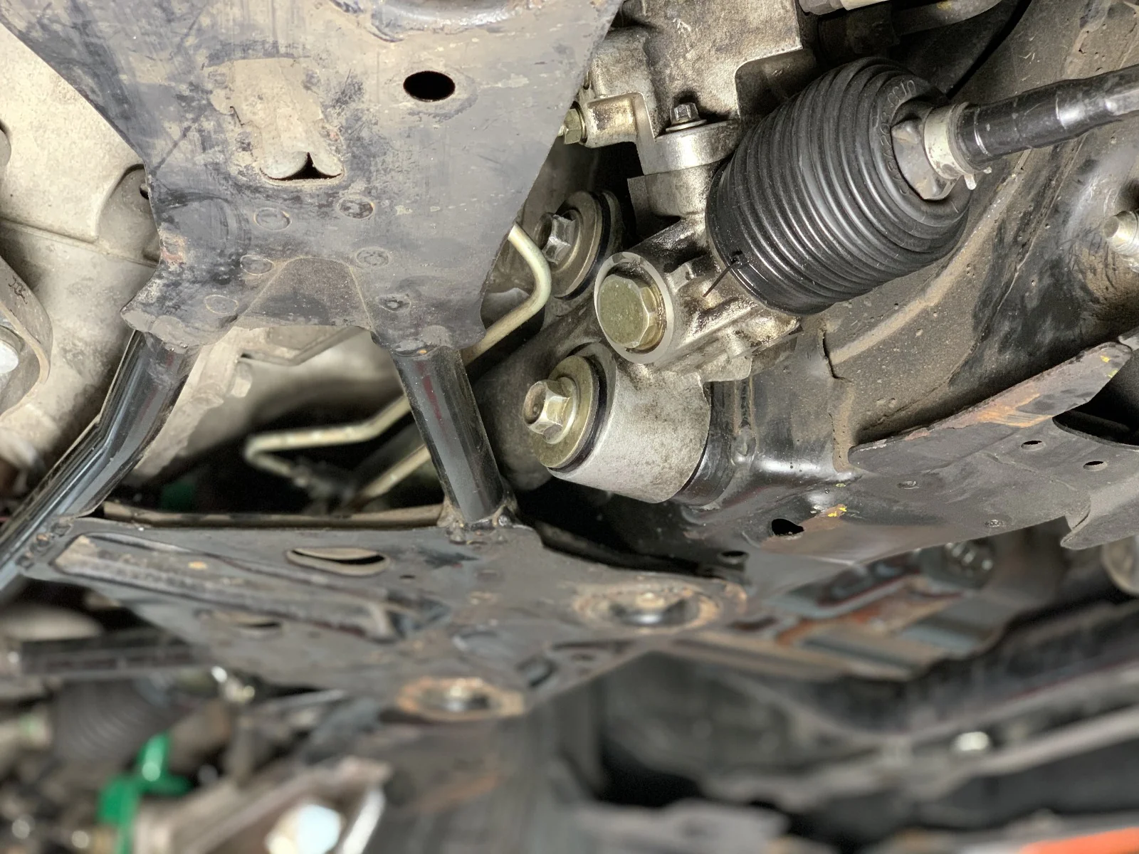 Z33 350z/ V35 Solid Aluminium Steering Rack Bushes - Image 5