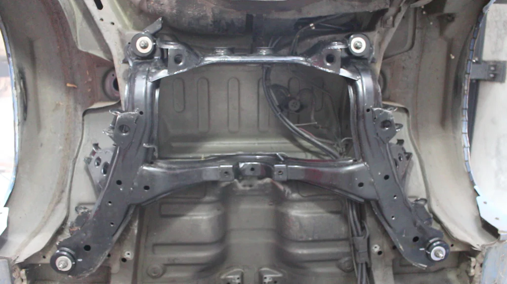 Solid rear subframe conversion bushes - Image 4